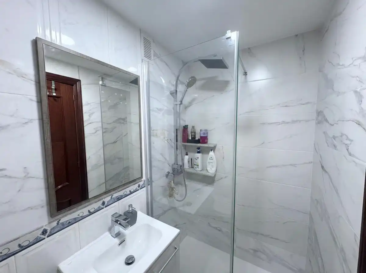 Baño de Piso en venta en Madrid con Terraza