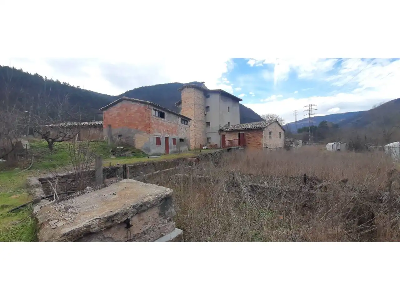 Vista exterior de Casa o chalet en venta en Guardiola de Berguedà con Jardín privado