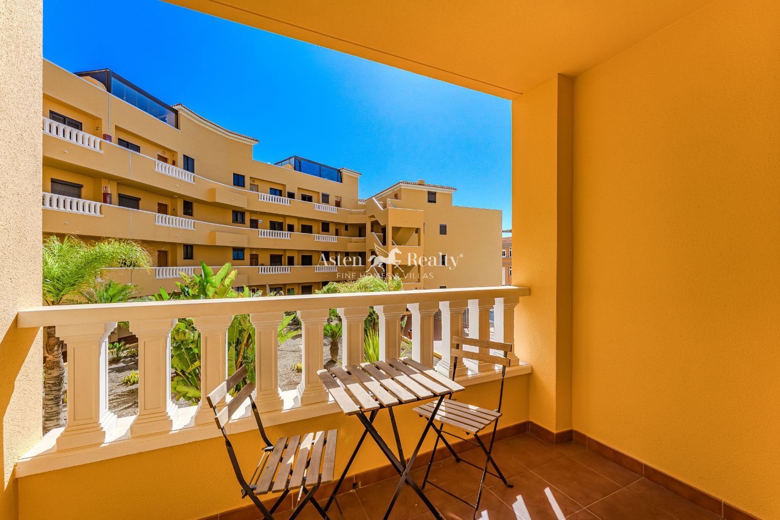 Terrassa de Apartament en venda en Granadilla de Abona amb Terrassa, Piscina i Moblat