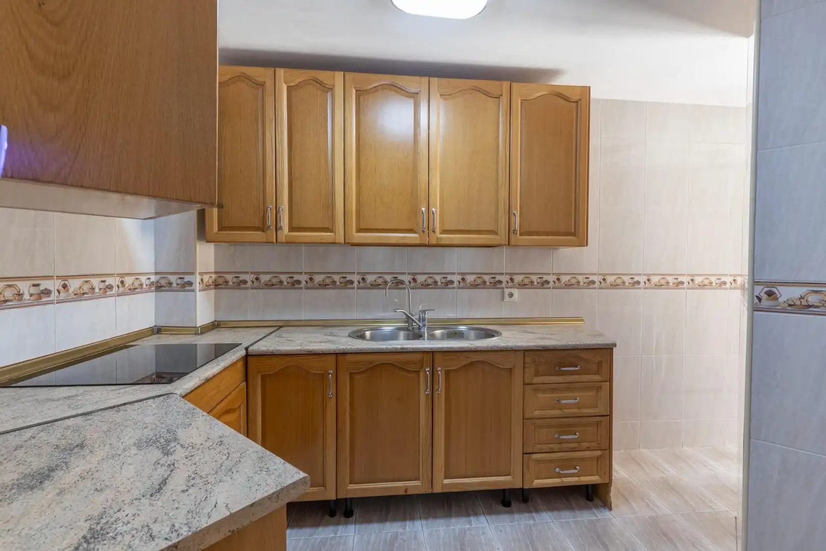 Cocina de Piso en venta en Granada con Terraza, Amueblado y Balcón