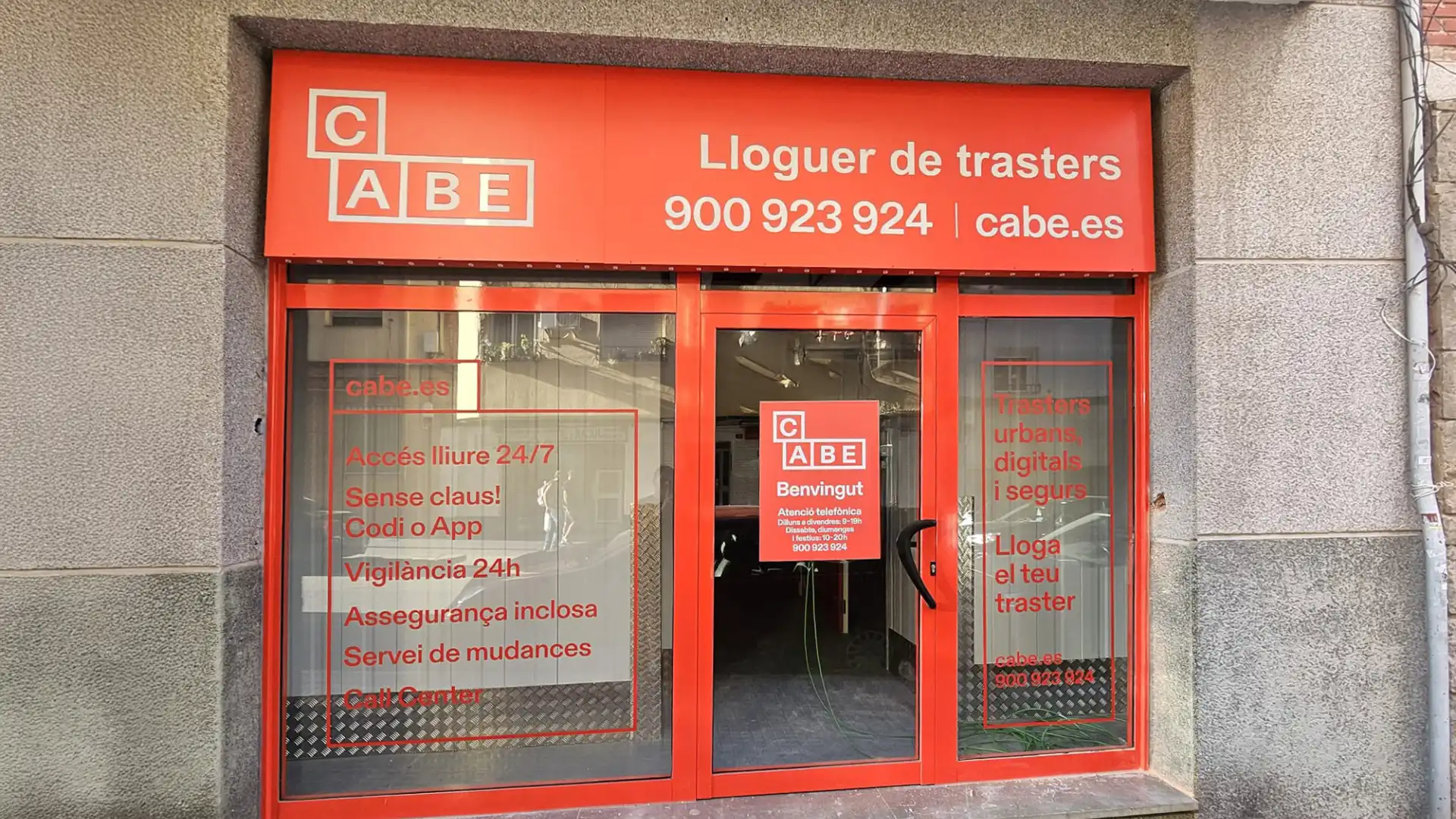 Traster de lloguer en Esplugues de Llobregat amb Alarma