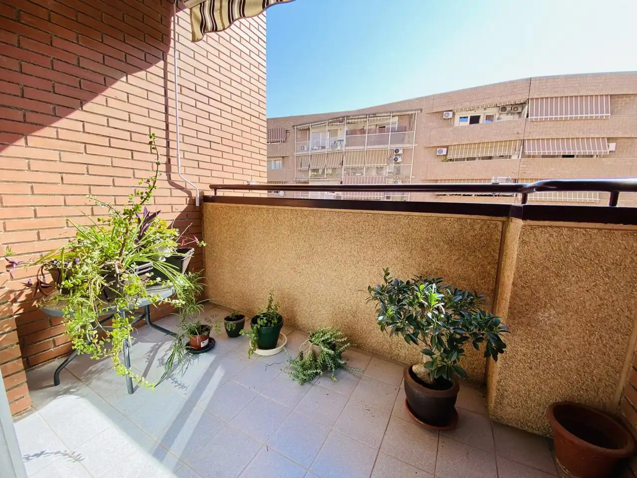 Piso con terraza en venta en Maria Teresa De Léon, imagen 7