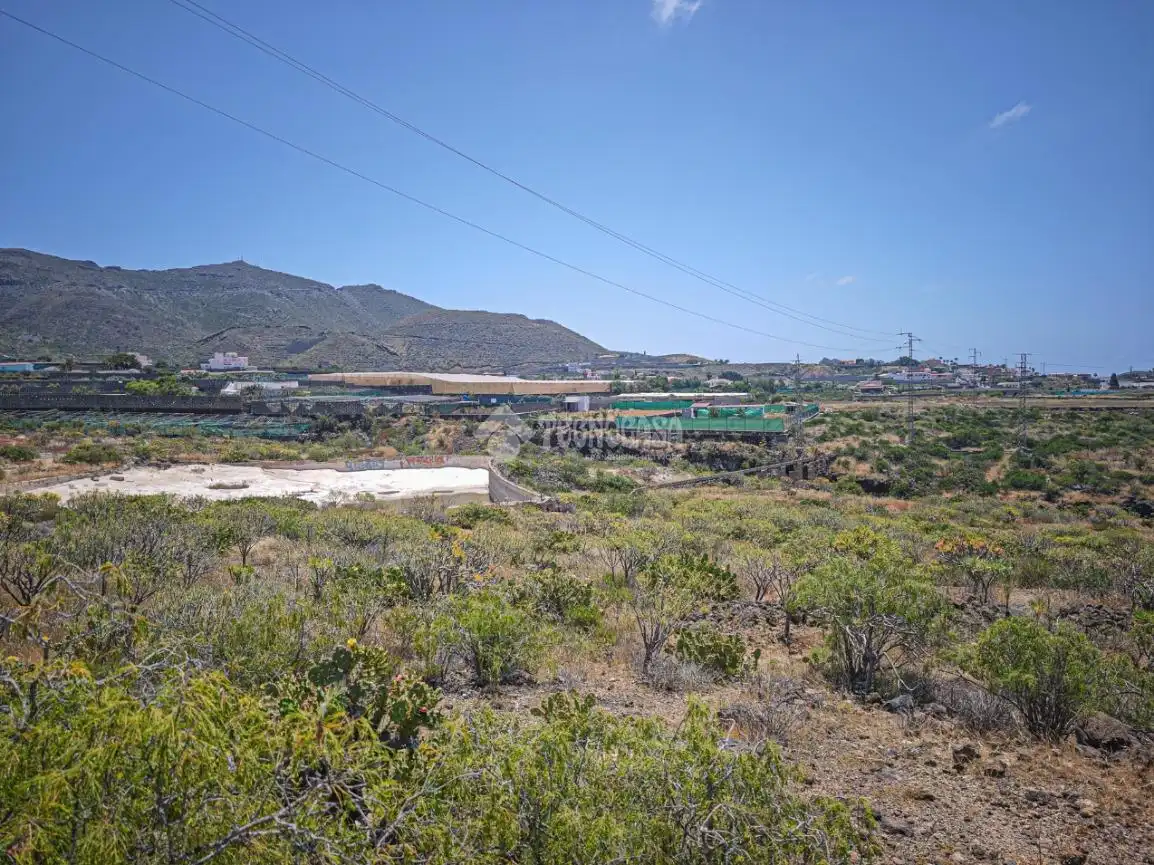 Vista exterior de Terreno en venta en Arona