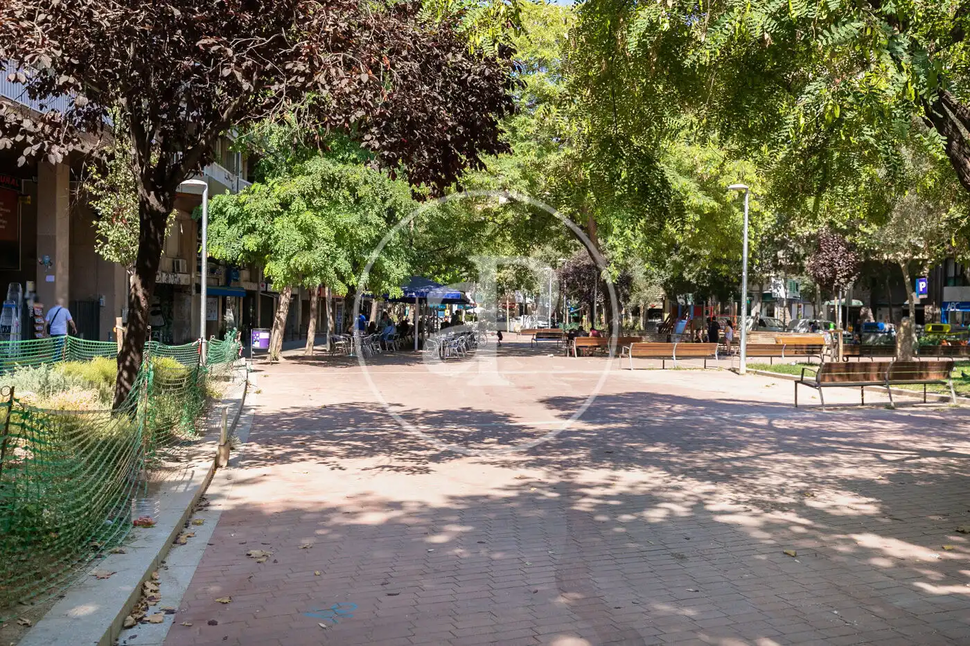 Außenansicht von Wohnung zum Verkauf in Barcelona mit Klimaanlage und Heizung