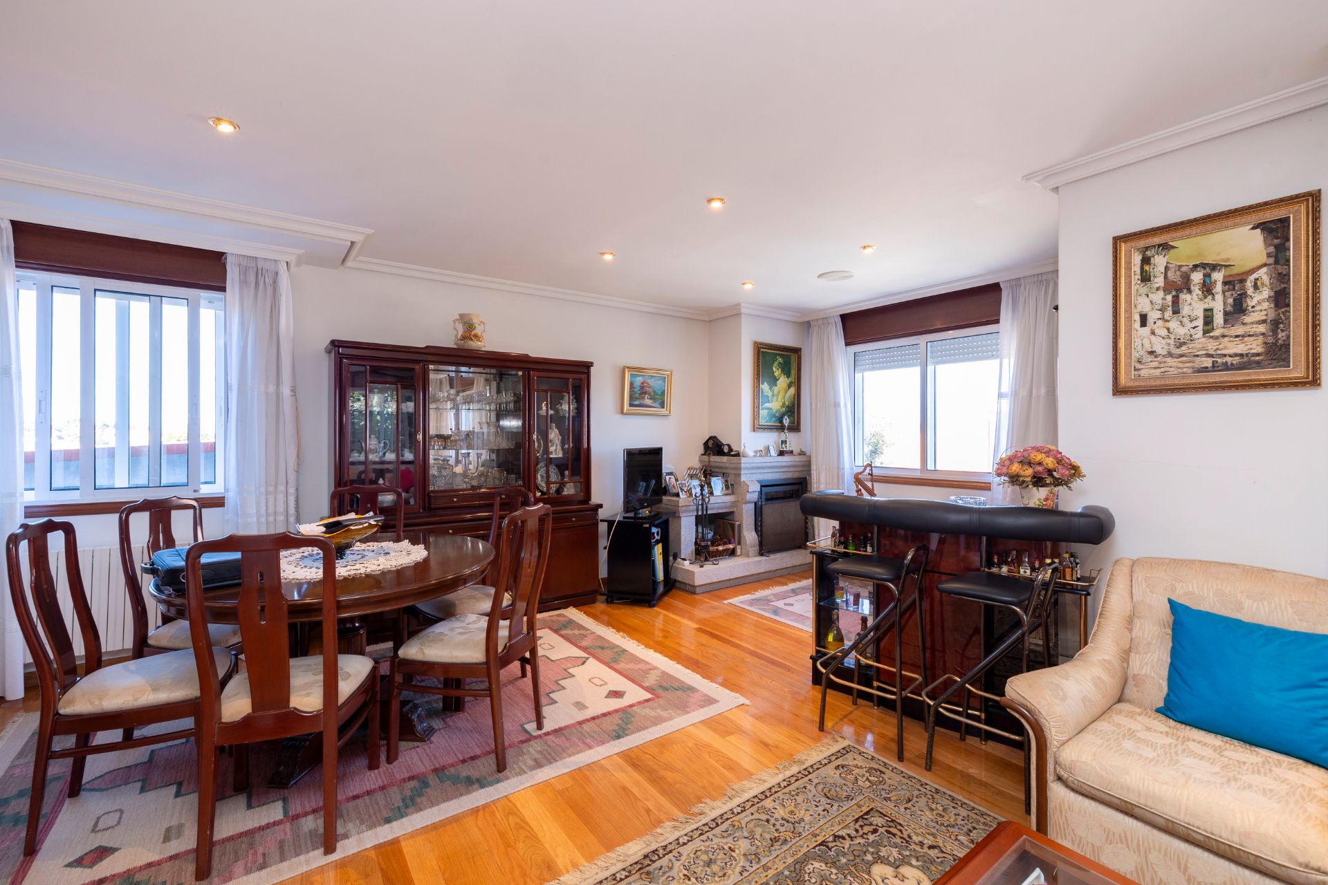 Sala de estar de Casa o chalet en venta en Vigo  con Calefacción, Jardín privado y Parquet