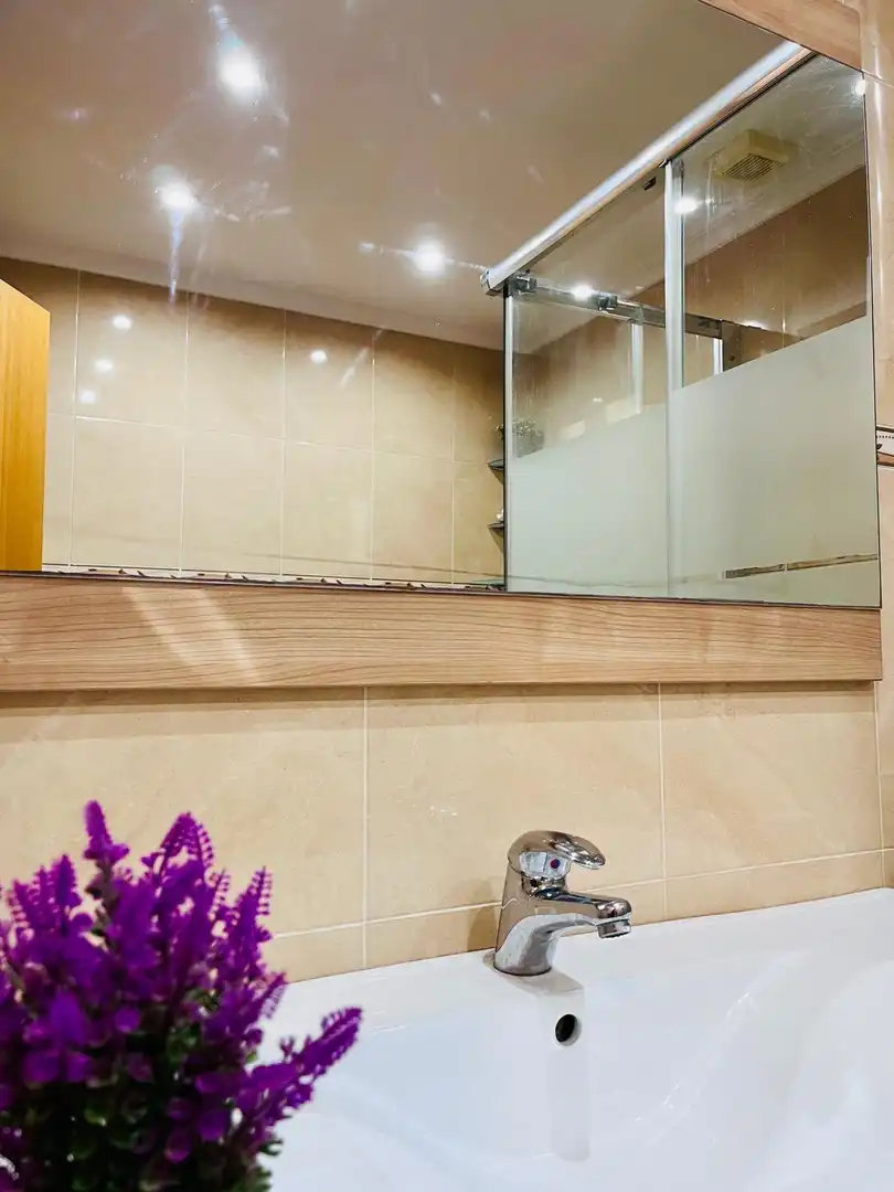 Baño de Piso en venta en Elche / Elx con Aire acondicionado