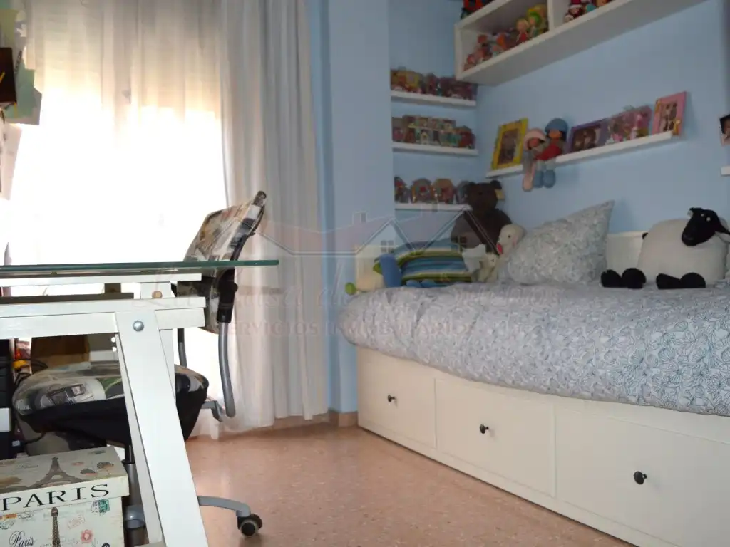 Schlafzimmer von Maisonette zum Verkauf in Elda