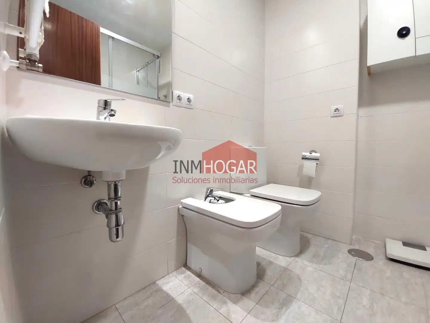 Bathroom of Flat for sale in Ávila  with Heating, Parquet flooring and Terrace