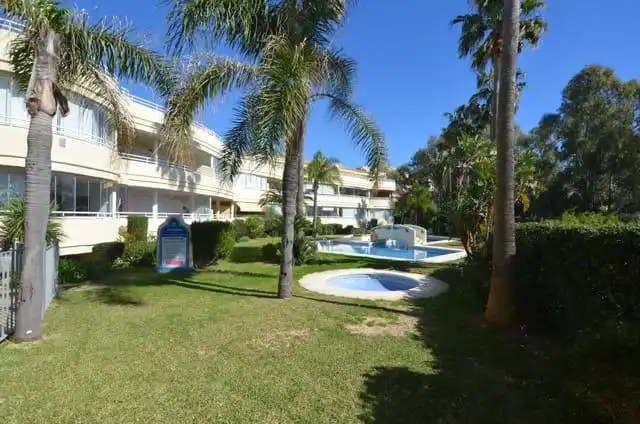 Apartament amb piscina en venda a Calle Calle Torrequebrada, imagen 10