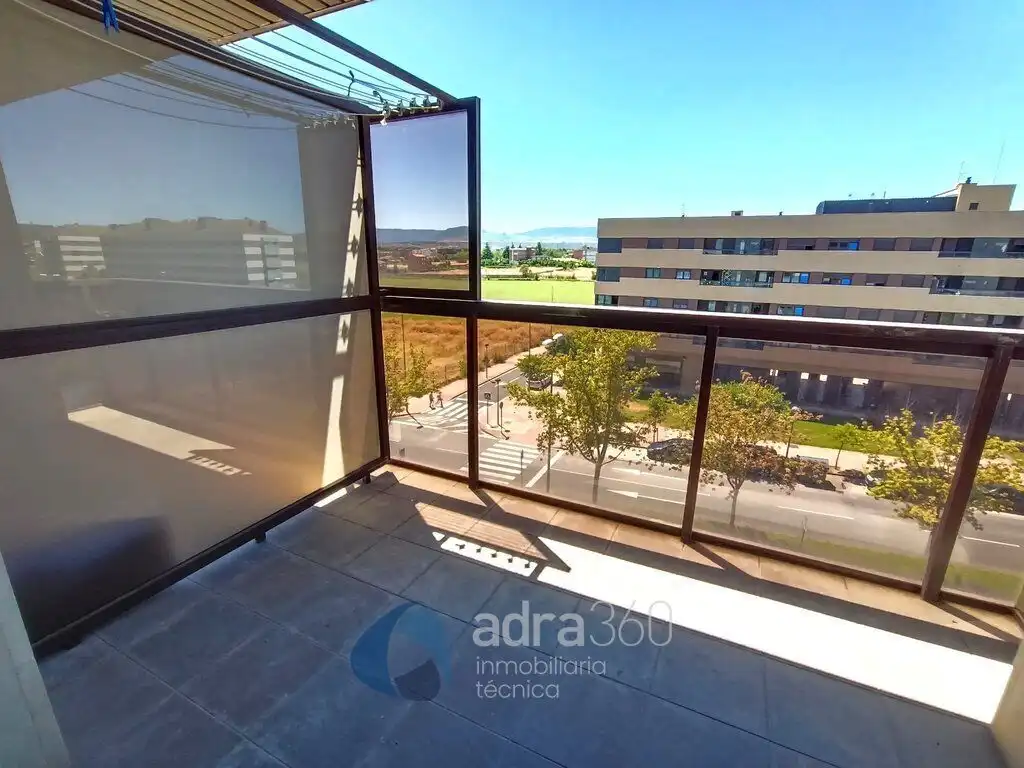 Balcony of Flat for rent in  Logroño  with Air Conditioner, Heating and Storage room