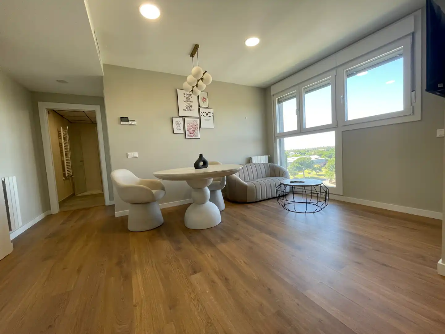 Sala d'estar de Apartament de lloguer en Badajoz amb Aire condicionat, Calefacció i Parquet