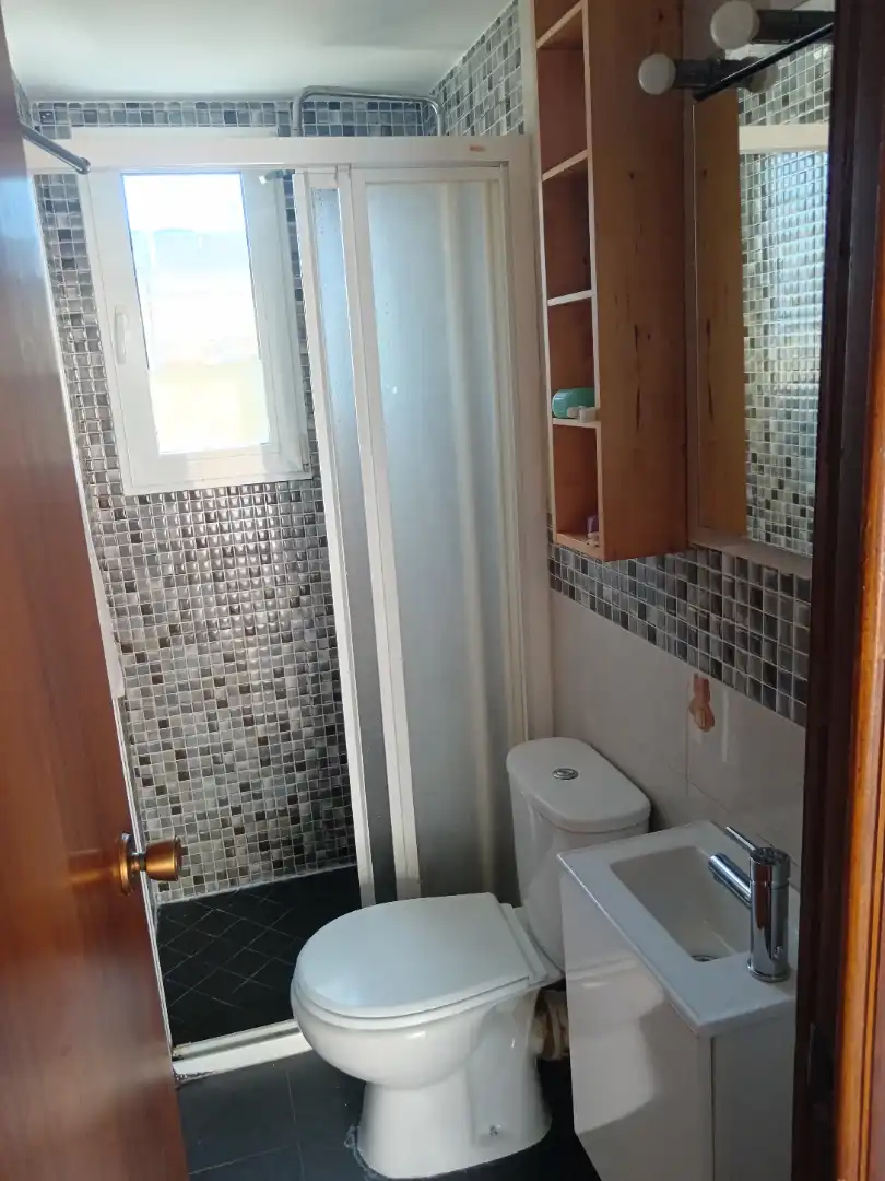Badezimmer von Wohnung zum Verkauf in Castellón de la Plana / Castelló de la Plana mit Klimaanlage, Heizung und Möbliert