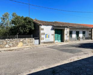Exterior view of Country house for sale in Muga de Sayago  with Private garden
