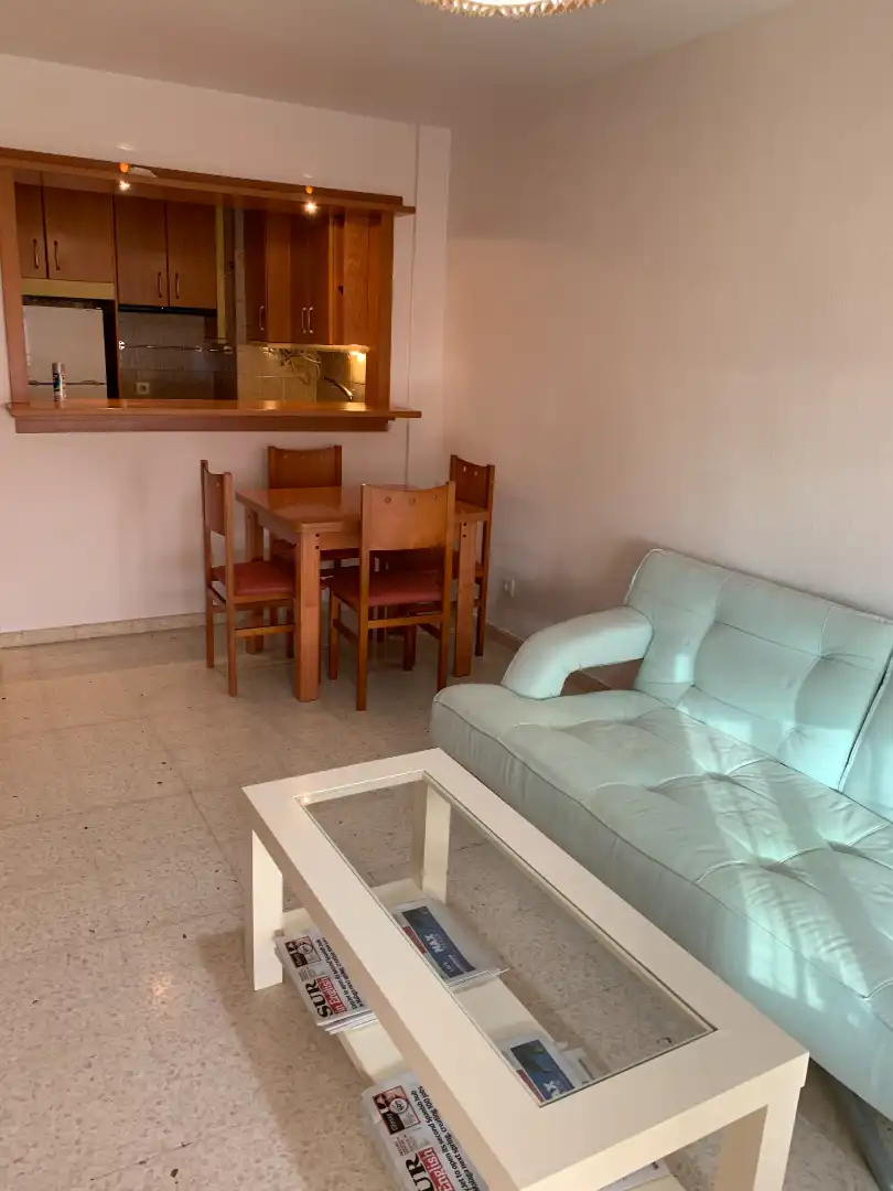 Sala d'estar de Apartament de lloguer en Vélez-Málaga amb Aire condicionat, Calefacció i Terrassa