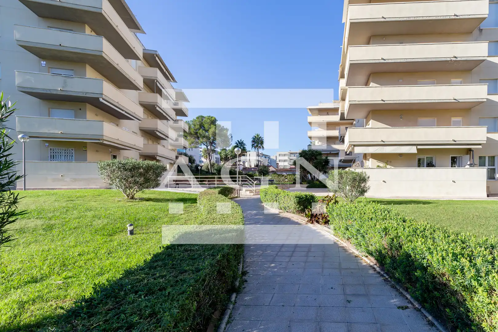 Vista exterior de Piso en venta en Salou con Aire acondicionado, Calefacción y Parquet