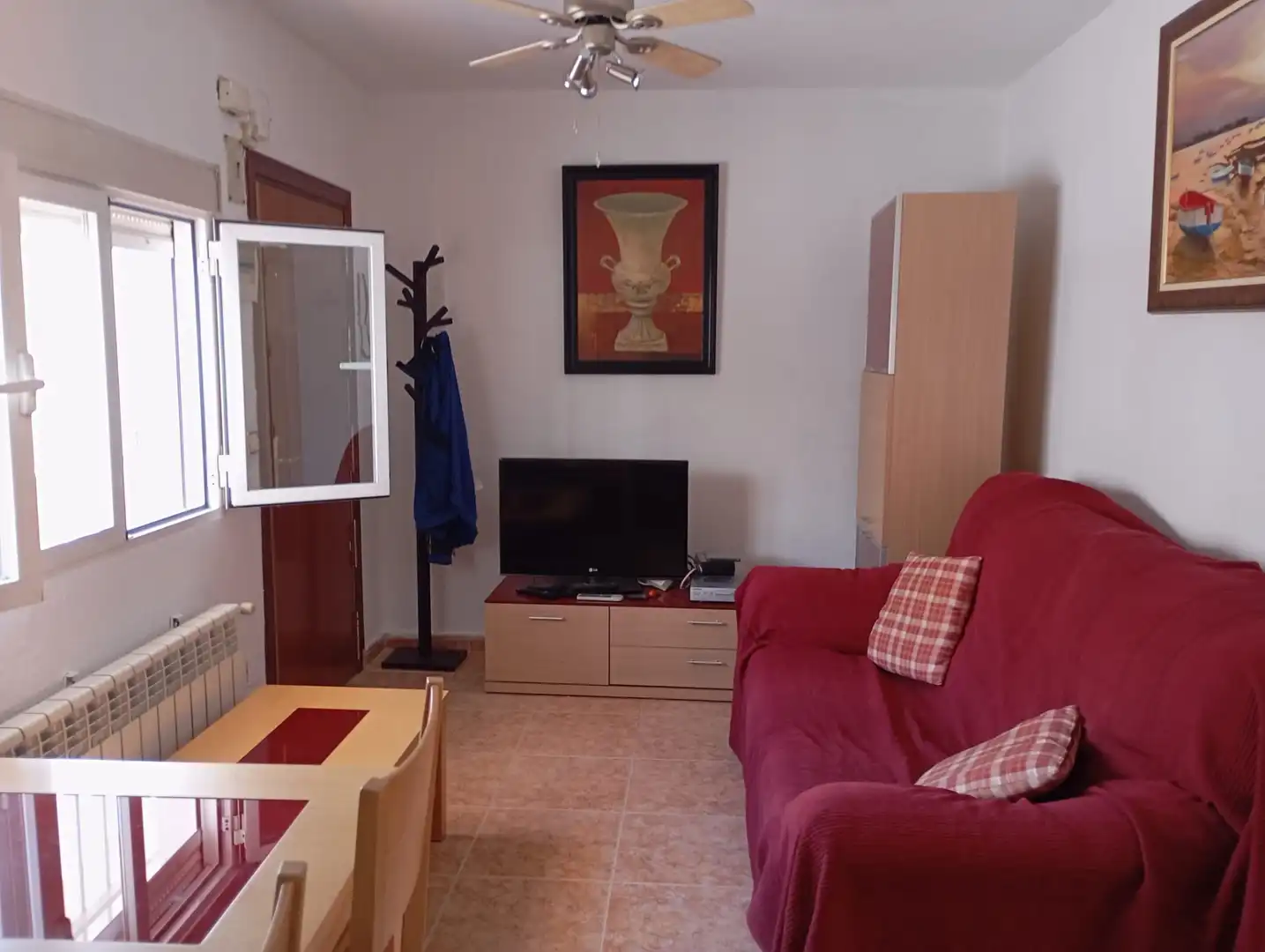 Sala d'estar de Pis de lloguer en Villaviciosa de Odón amb Calefacció, Moblat i Rentadora