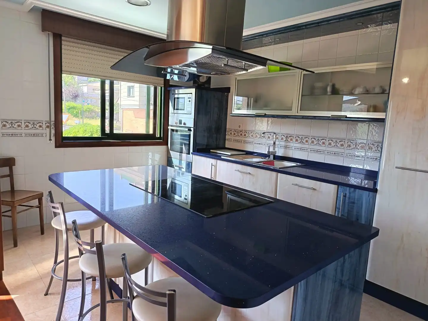 Kitchen of Flat for sale in Arbo  with Storage room