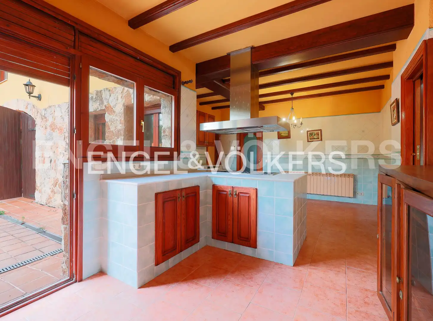 Cocina de Casa o chalet en venta en Montcada i Reixac con Calefacción, Jardín privado y Terraza