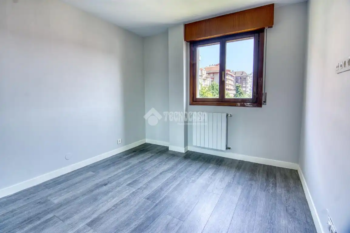 Bedroom of Flat for sale in Santander  with Heating and Balcony