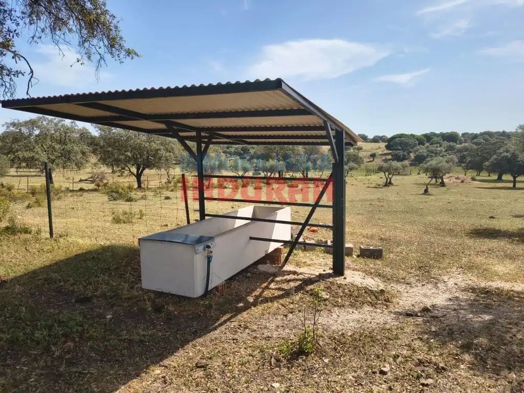 Finca rústica en venda en Talaván
