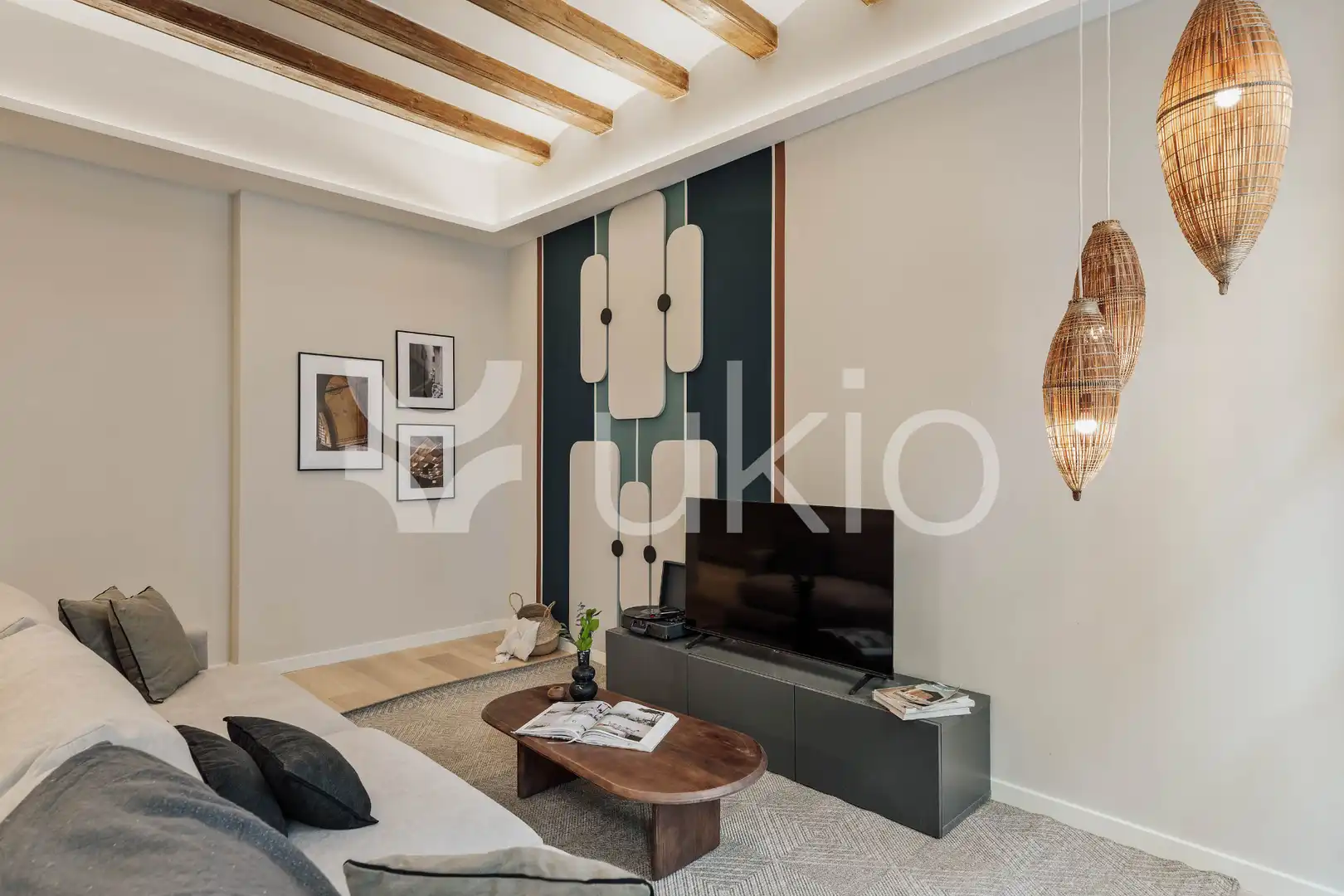 Sala de estar de Apartamento de alquiler en Barcelona con Aire acondicionado, Calefacción y Amueblado