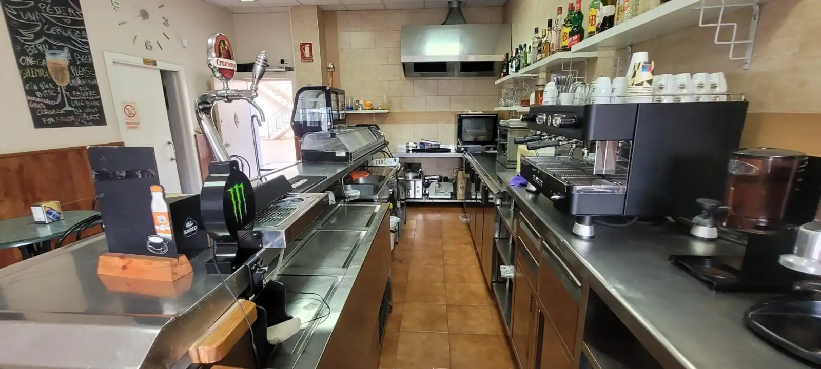 Cuina de Local en venda en Algeciras amb Aire condicionat i Calefacció