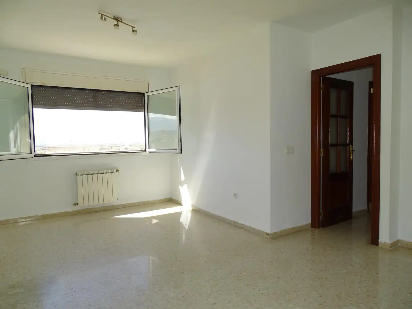 Bedroom of Flat for sale in  Granada Capital  with Air Conditioner, Heating and Storage room