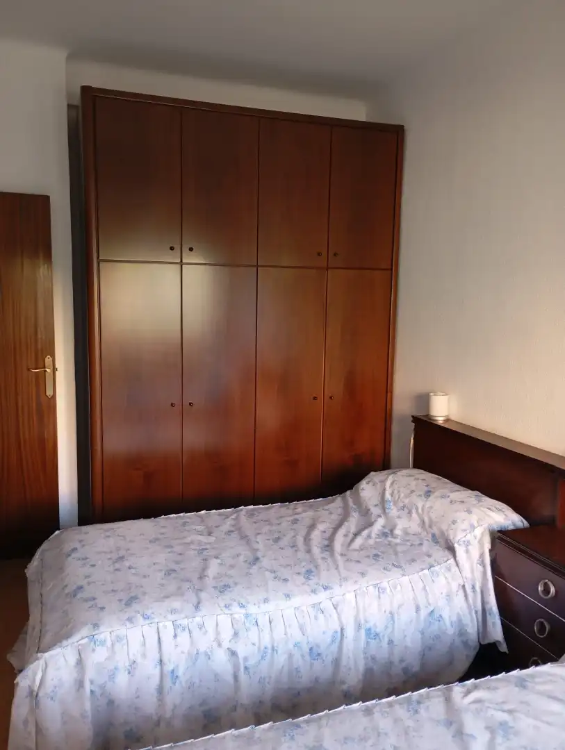 Schlafzimmer von Wohnung zum Verkauf in Barcelona mit Balkon