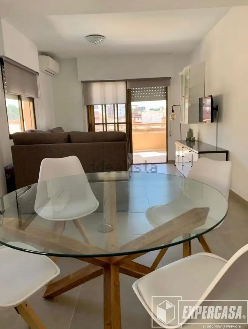 Vista exterior de Apartamento de alquiler en Oropesa del Mar / Orpesa con Aire acondicionado, Calefacción y Terraza