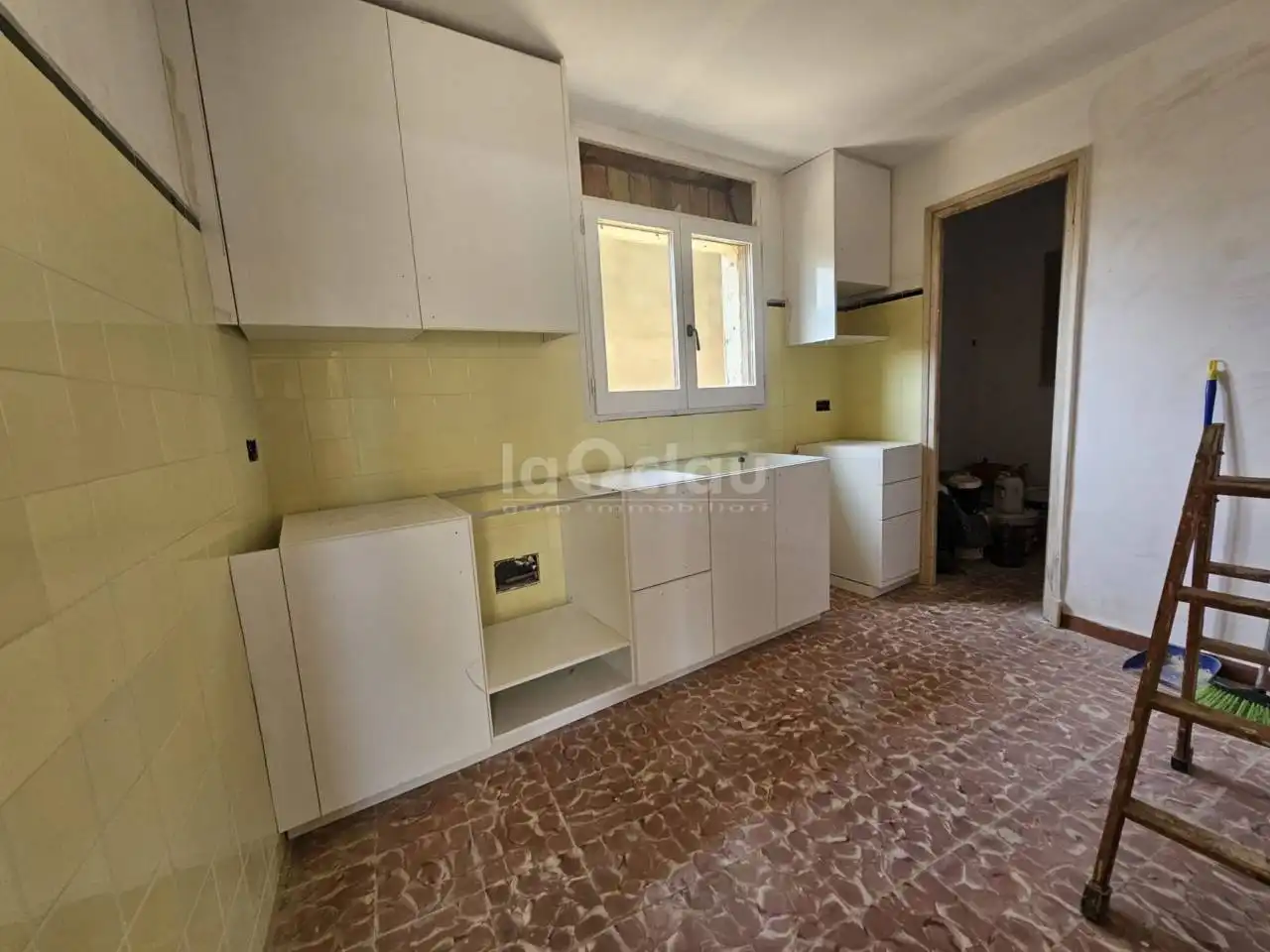 Cuina de Casa adosada en venda en Seva amb Aire condicionat, Jardí privat i Terrassa