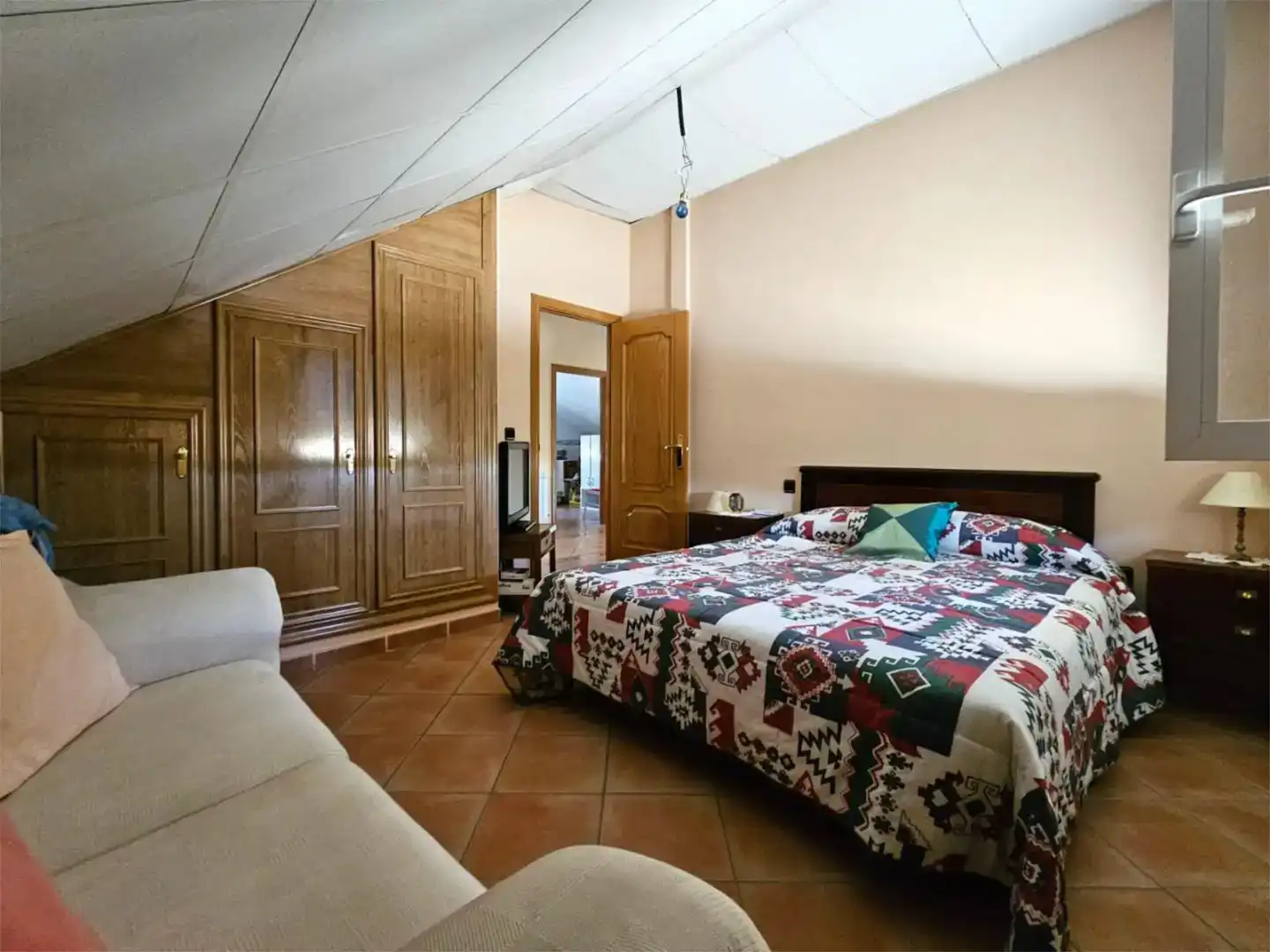 Dormitori de Casa o xalet en venda en Paracuellos de Jarama amb Aire condicionat i Piscina