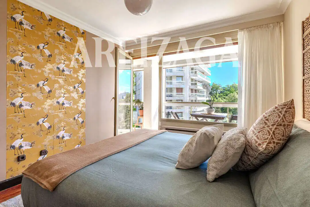 Habitación de Piso en venta en Donostia - San Sebastián  con Aire acondicionado, Calefacción y Jardín privado