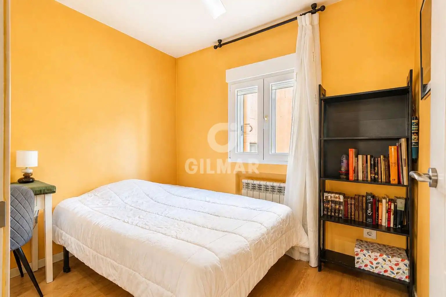 Bedroom of Flat for sale in Madrid  with Heating and Private garden