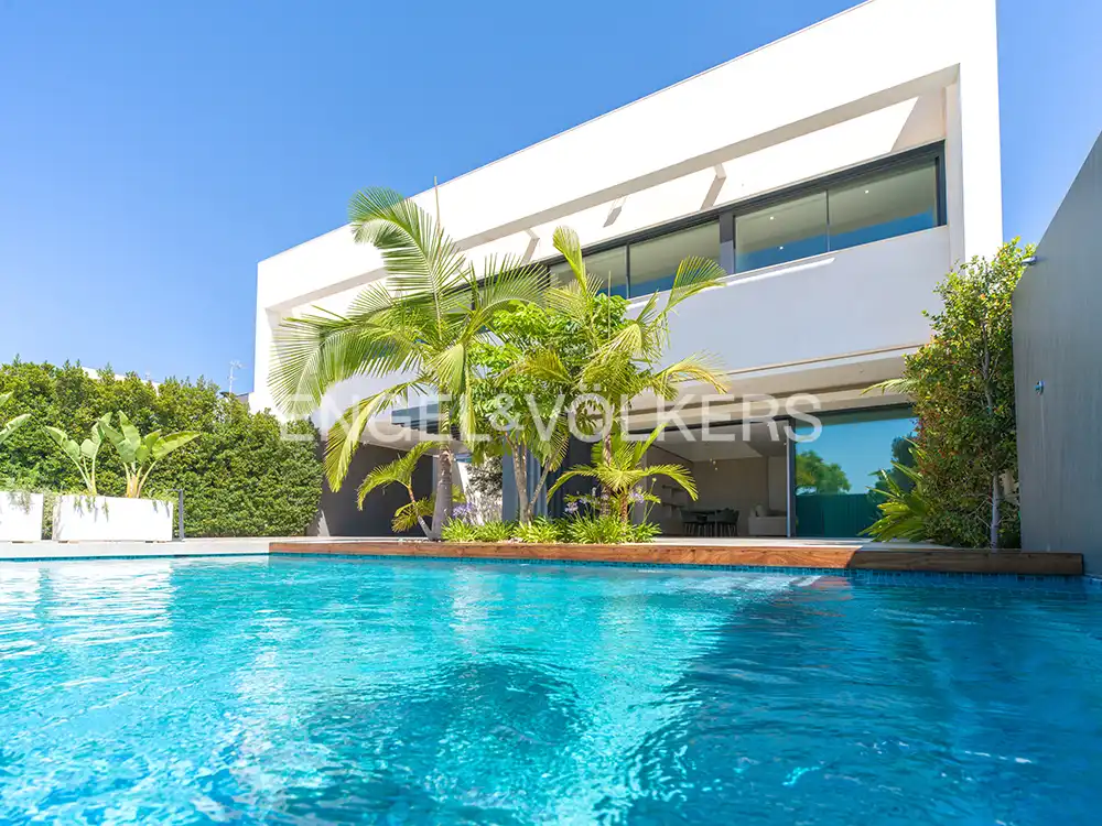 Swimming pool of Houses for sale in Elche / Elx  with Air Conditioner, Heating and Private garden