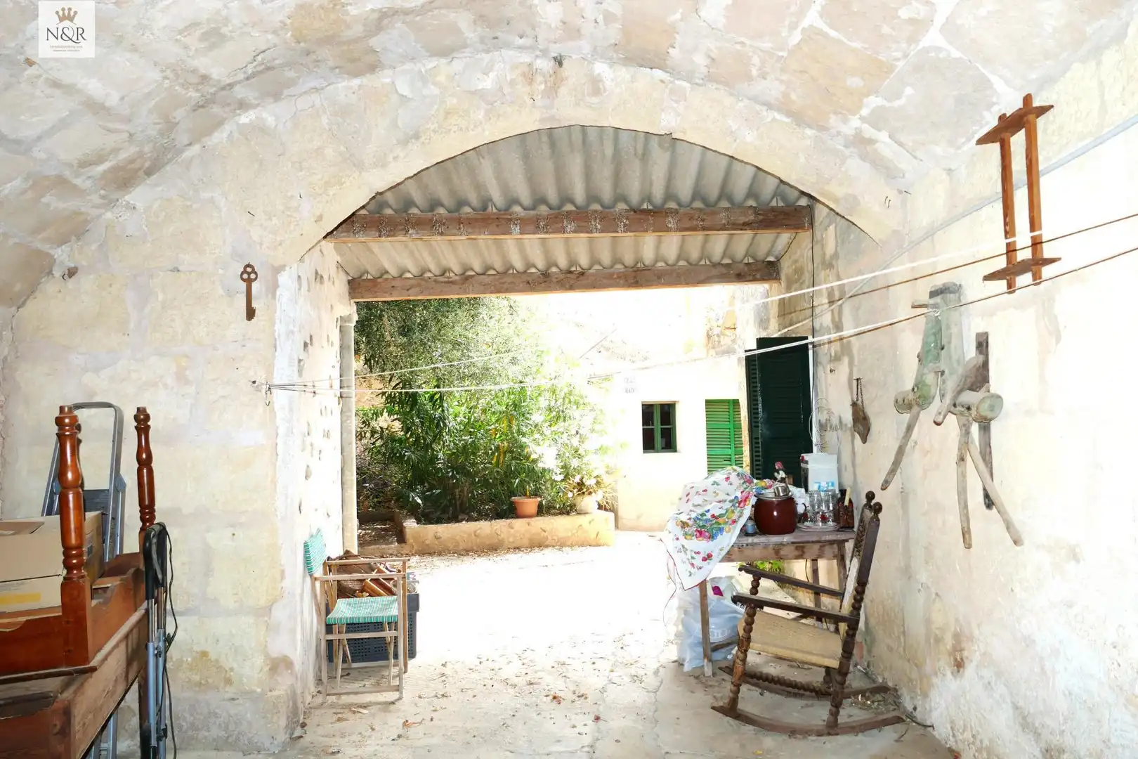 Casa rústica amb jardí en venda a Sencelles