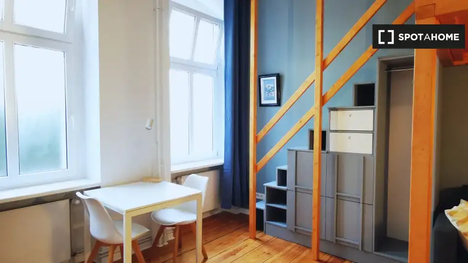Bedroom of Study for share in Tomelloso  with Air Conditioner, Terrace and Furnished
