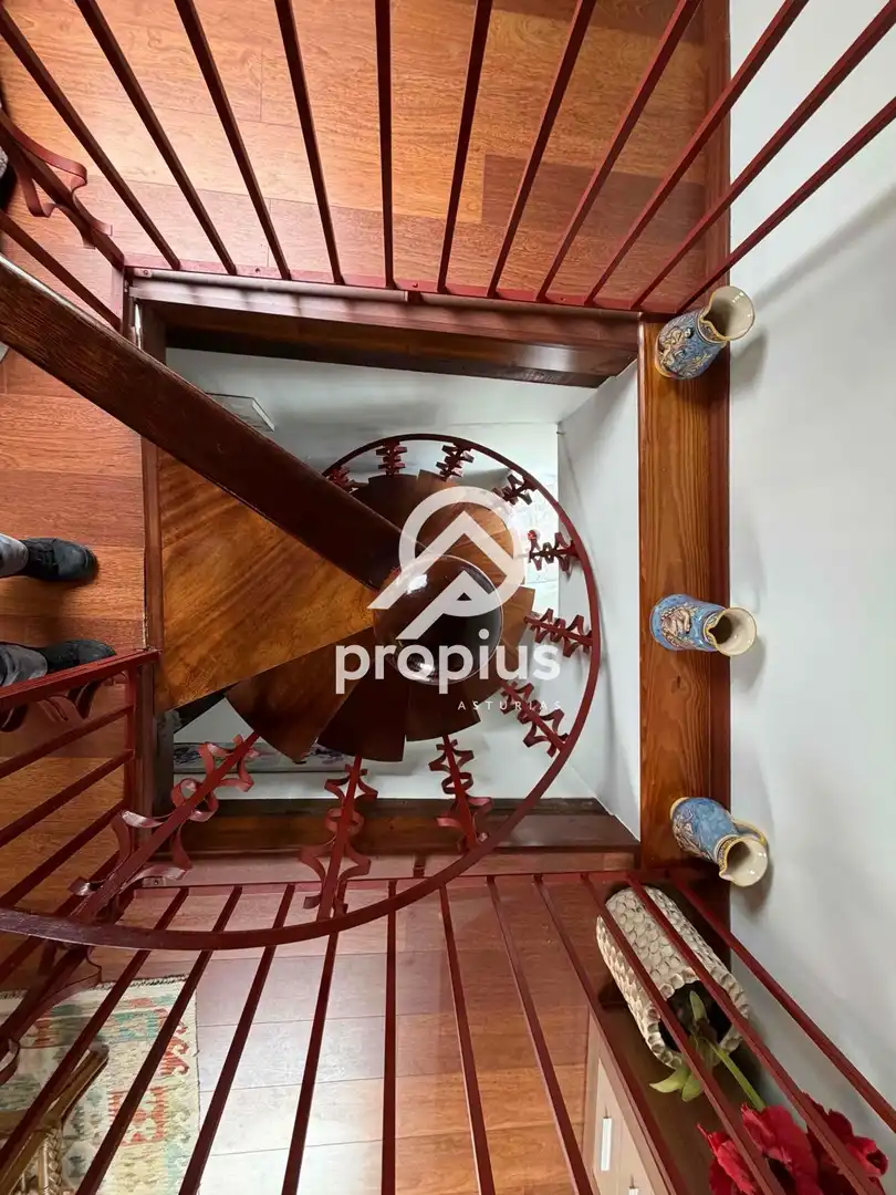 Casa adosada en venta en Llanes con Calefacción, Trastero y Amueblado