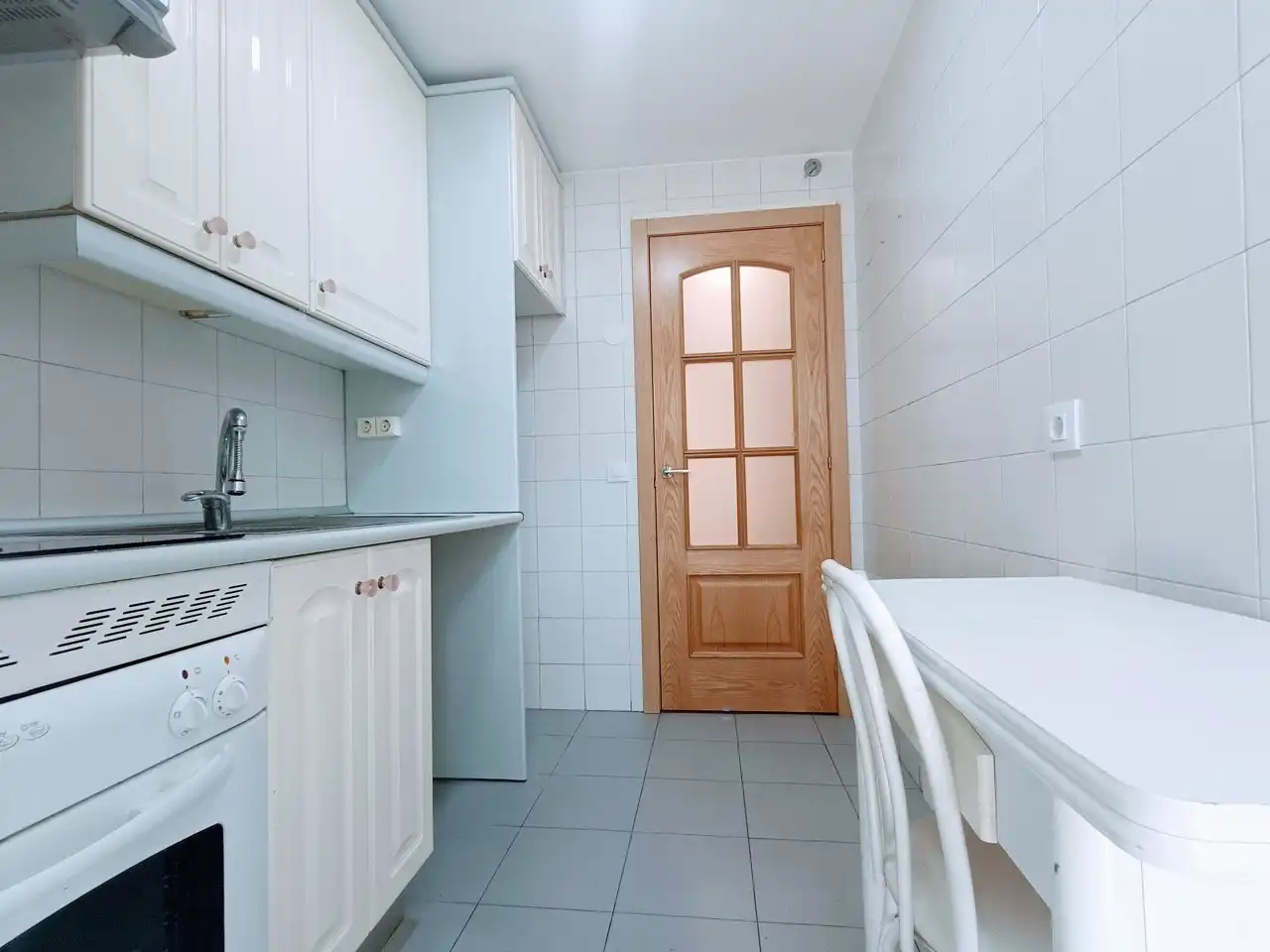Cocina de Piso de alquiler en Madrid con Aire acondicionado, Calefacción y Horno