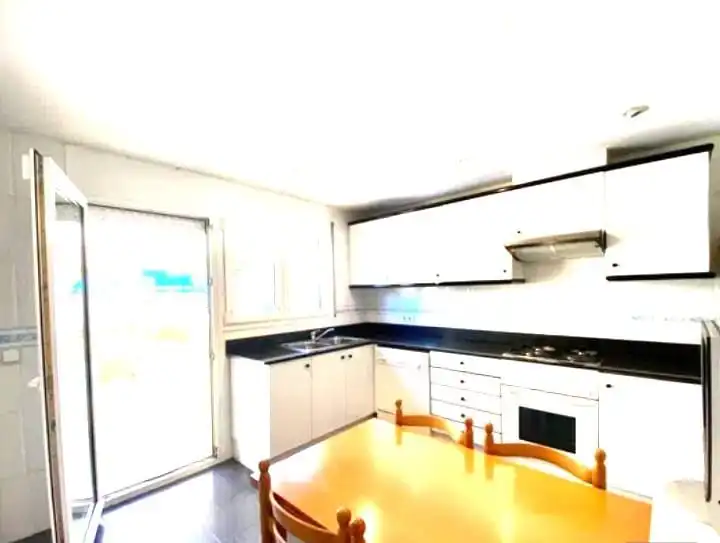 Maison mitoyenne avec jardin à vendre à Avinguda Catalunya, imagen 11