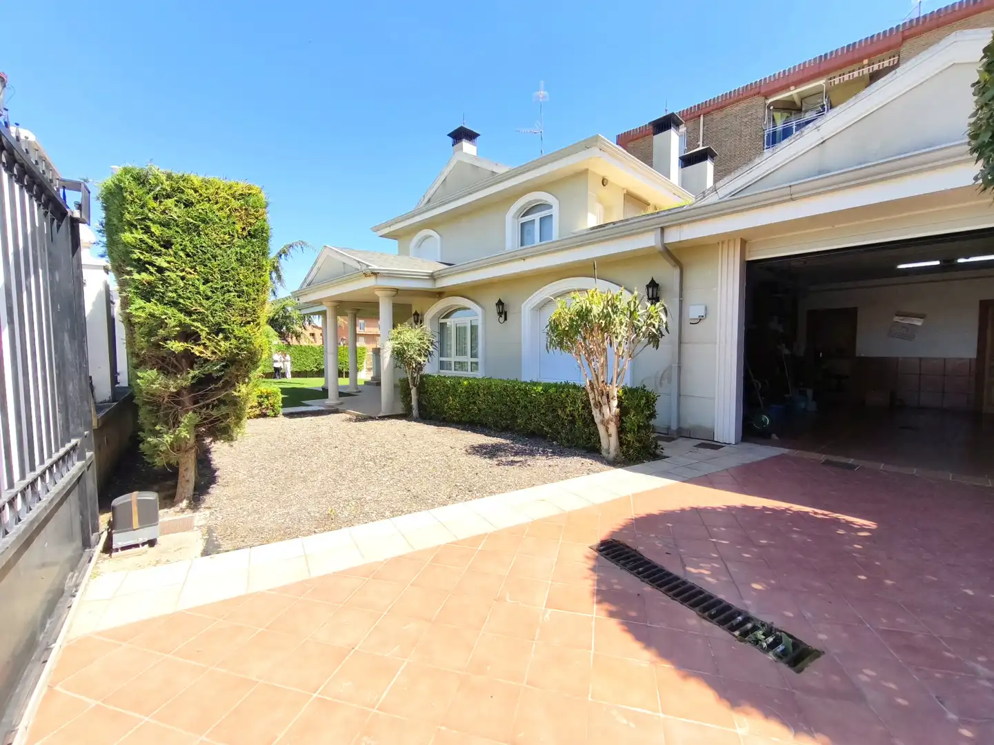 Haus zum Verkauf in Lardero, imagen 2