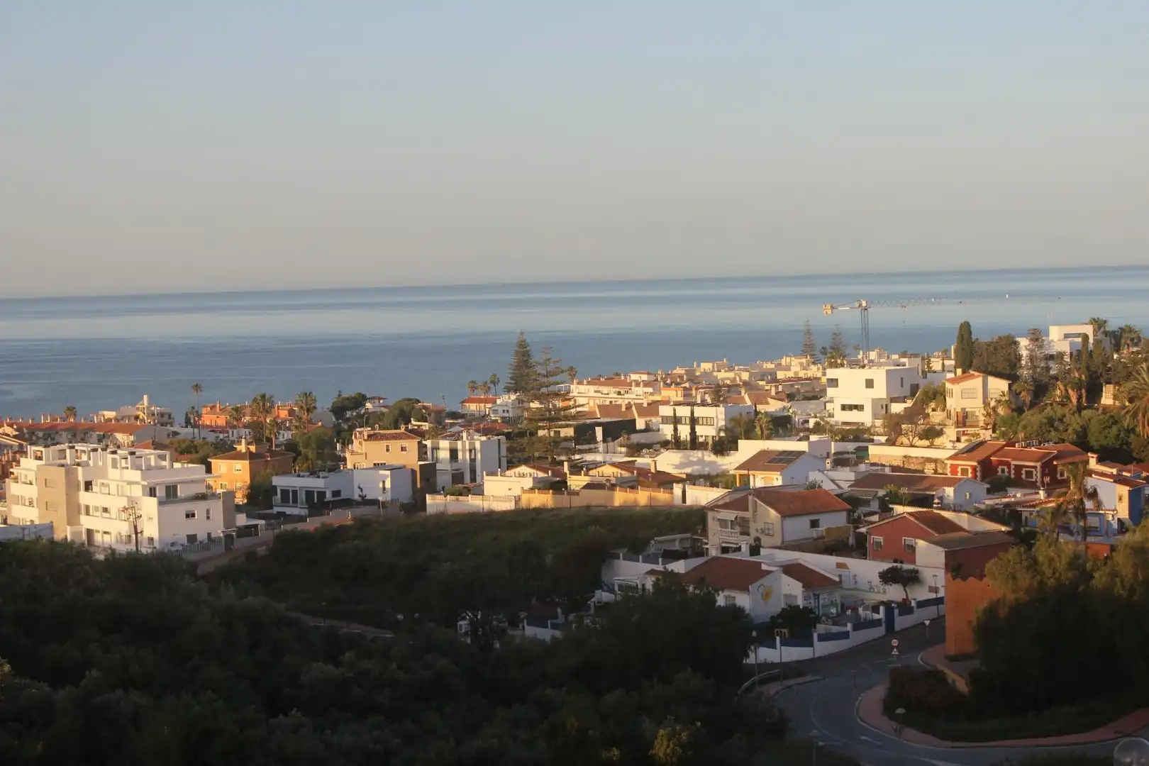Vista exterior de Casa adosada en venta en Rincón de la Victoria con Aire acondicionado, Calefacción y Jardín privado