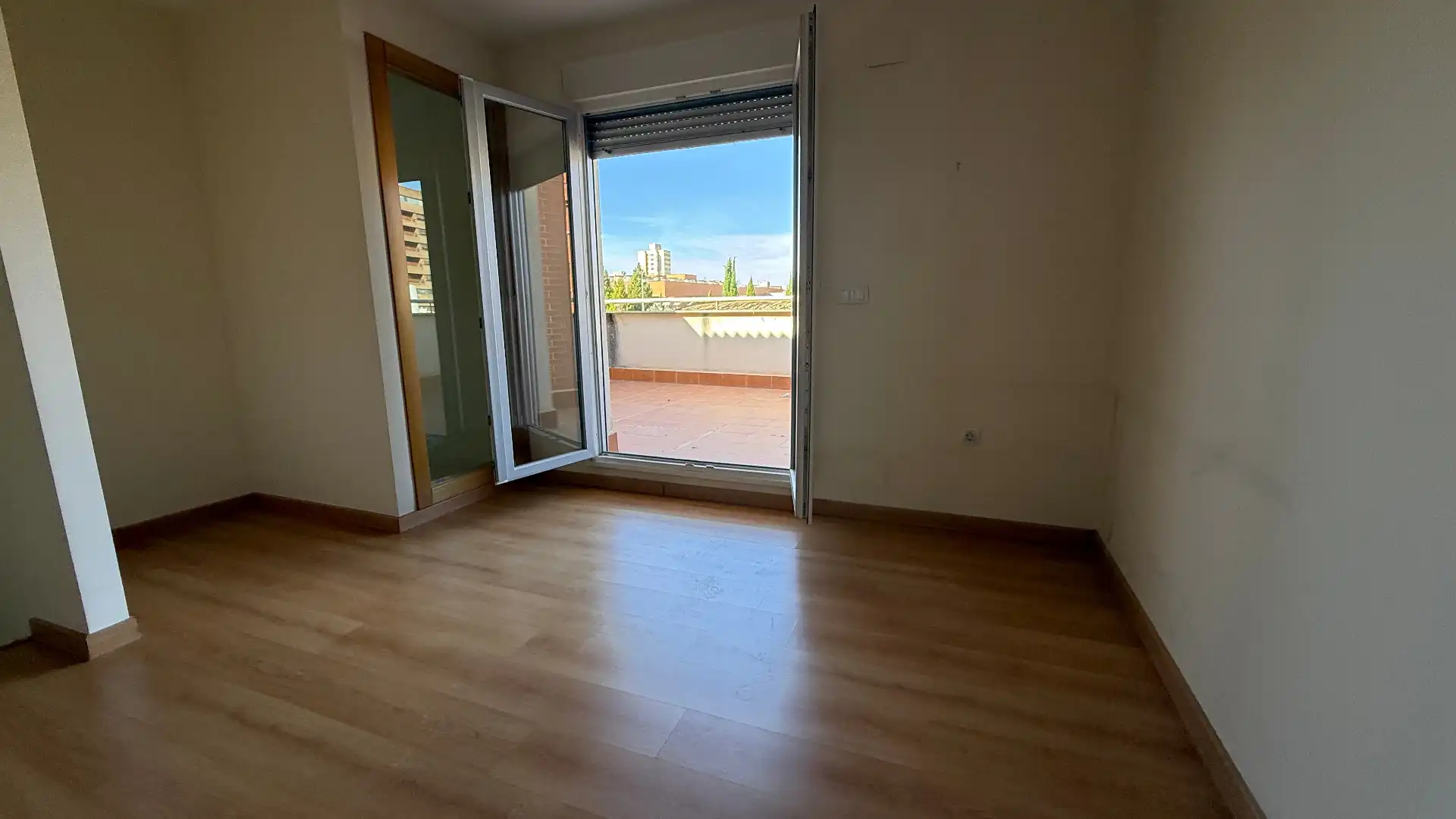 Casa aparellada amb jardí en venda a Avenida Doctor Jose Maria Sánchez Ibáñez, imagen 25