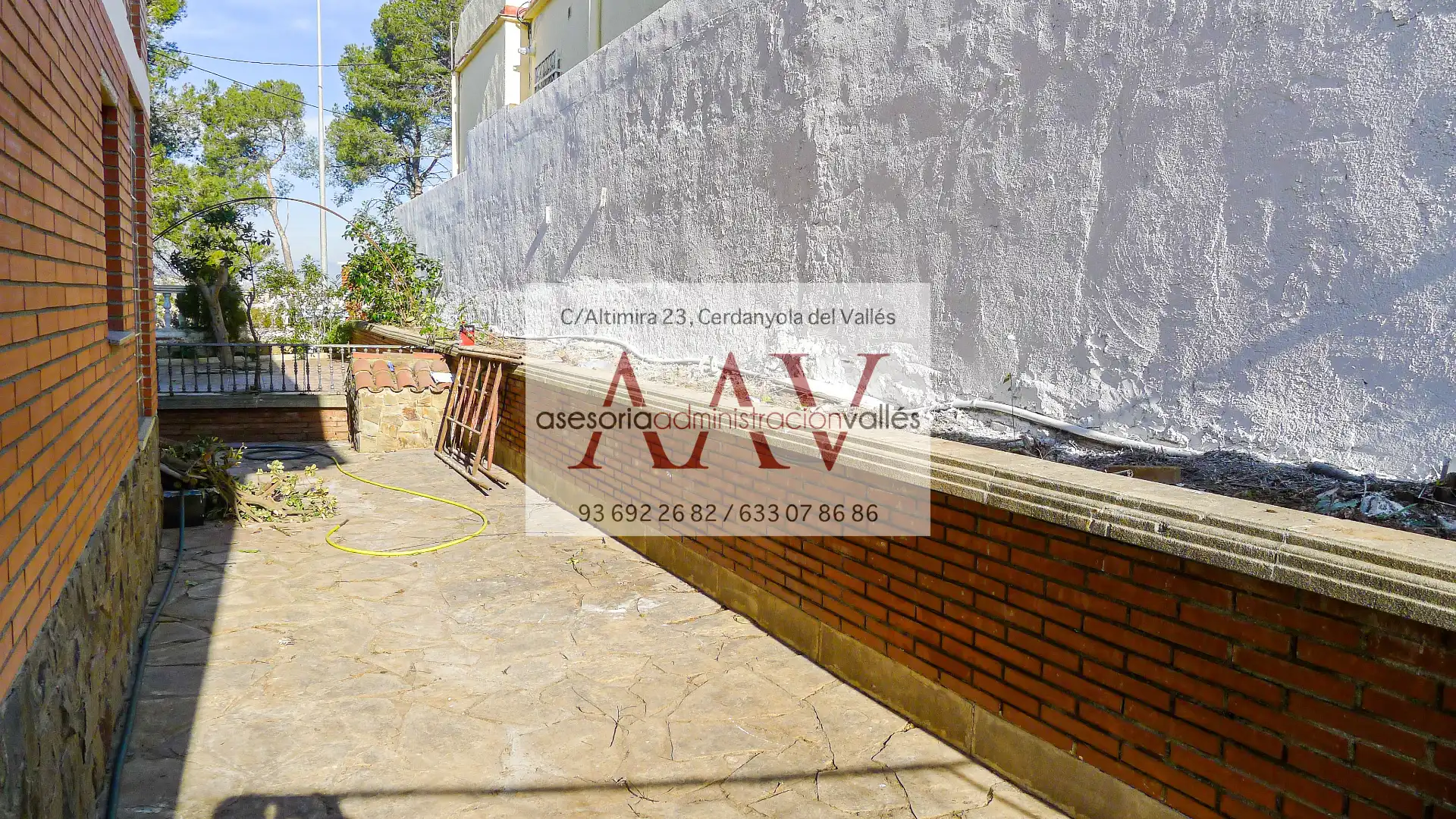 Jardí de Casa o xalet en venda en Cerdanyola del Vallès amb Aire condicionat, Calefacció i Jardí privat