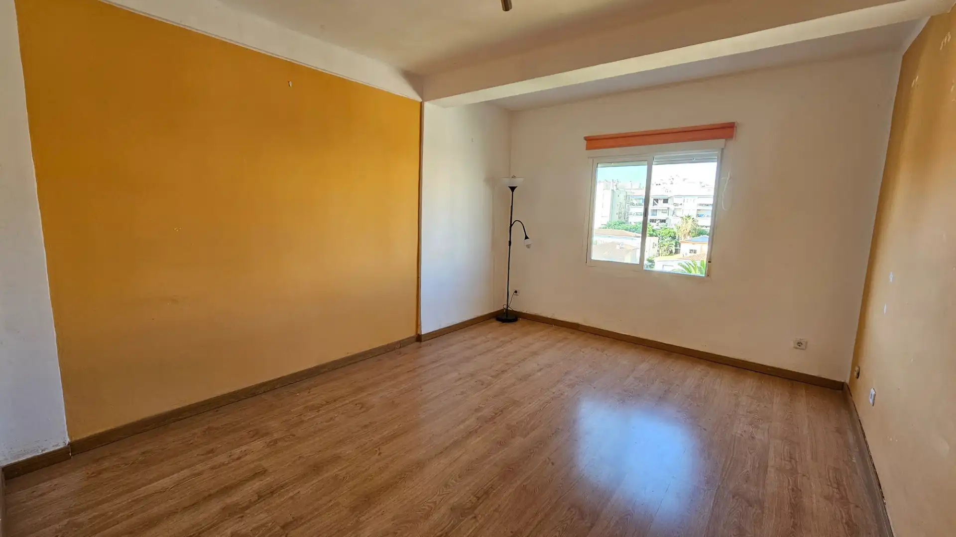 Habitación de Piso en venta en Tarragona con Parquet y Horno