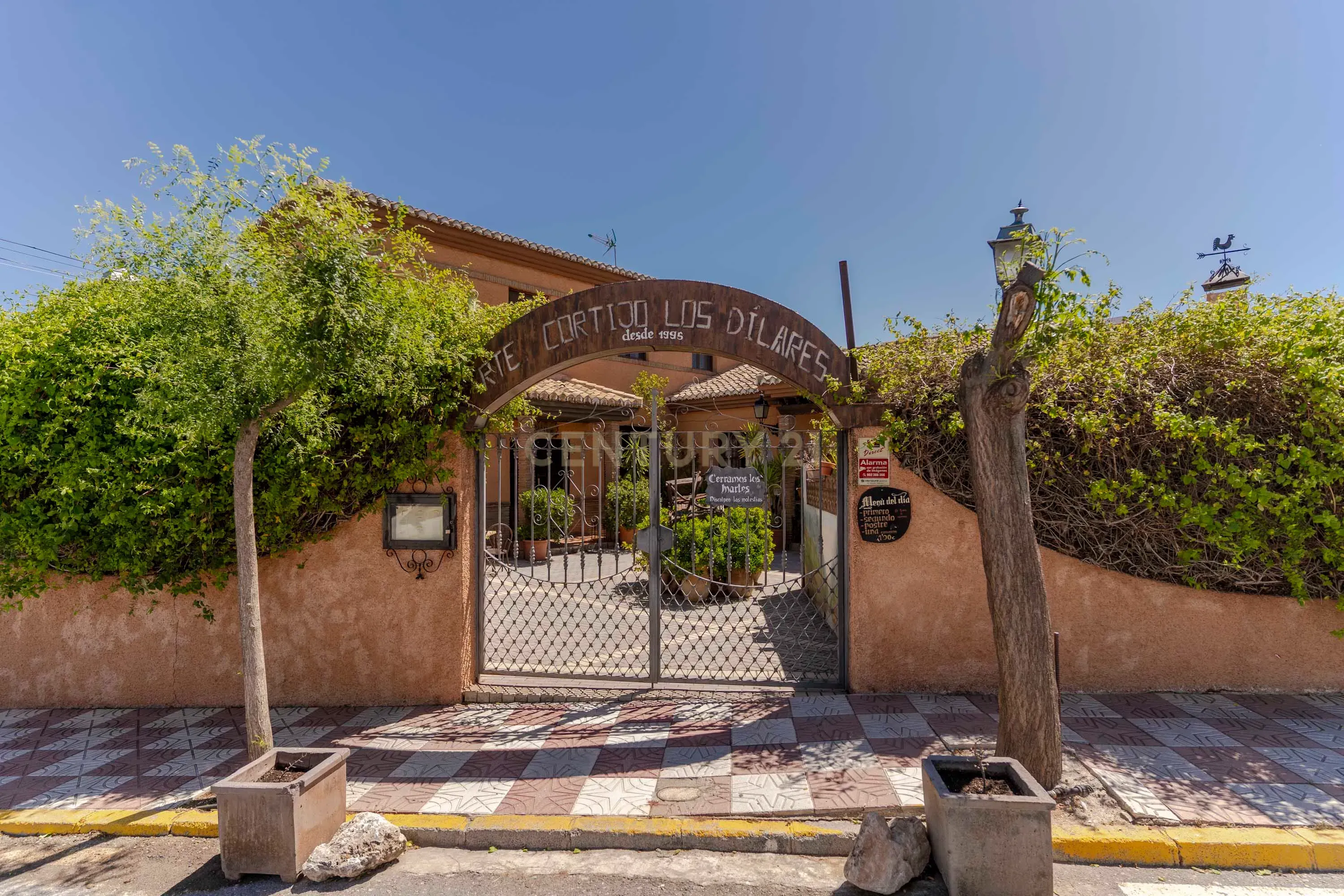 Casa o chalet en venta en Dílar con Jardín privado, Trastero y Horno