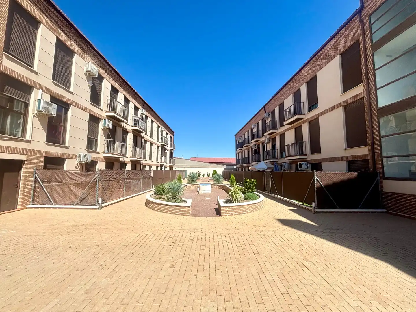 Exterior view of Flat for sale in Mora  with Air Conditioner, Heating and Parquet flooring