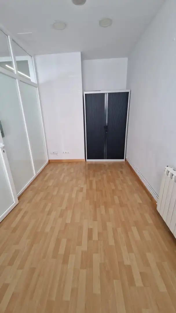 Schlafzimmer von Geschaftsraum zur Miete in León Capital 