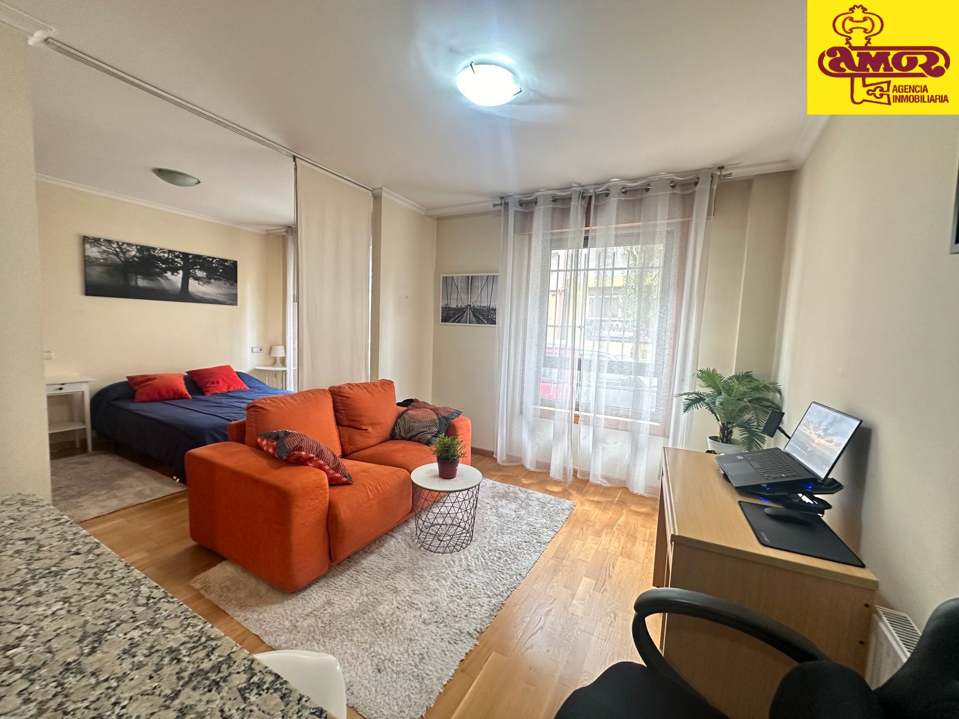 Dormitori de Apartament de lloguer en Santiago de Compostela  amb Moblat
