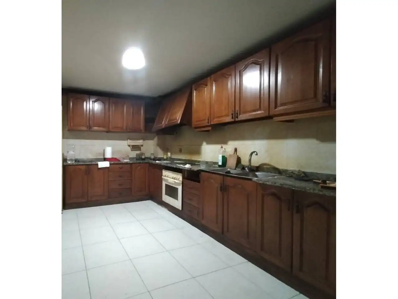 Cuina de Casa o xalet en venda en Terrassa amb Calefacció i Terrassa