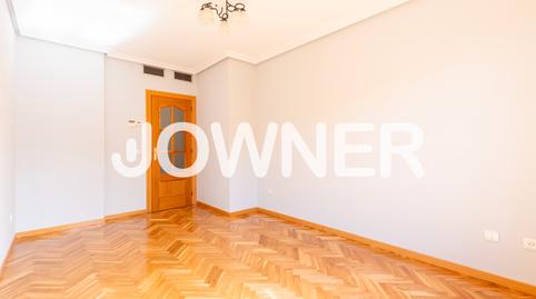 Foto 4 de Piso de alquiler en Calle del Labrador, Acacias,  Madrid Capital